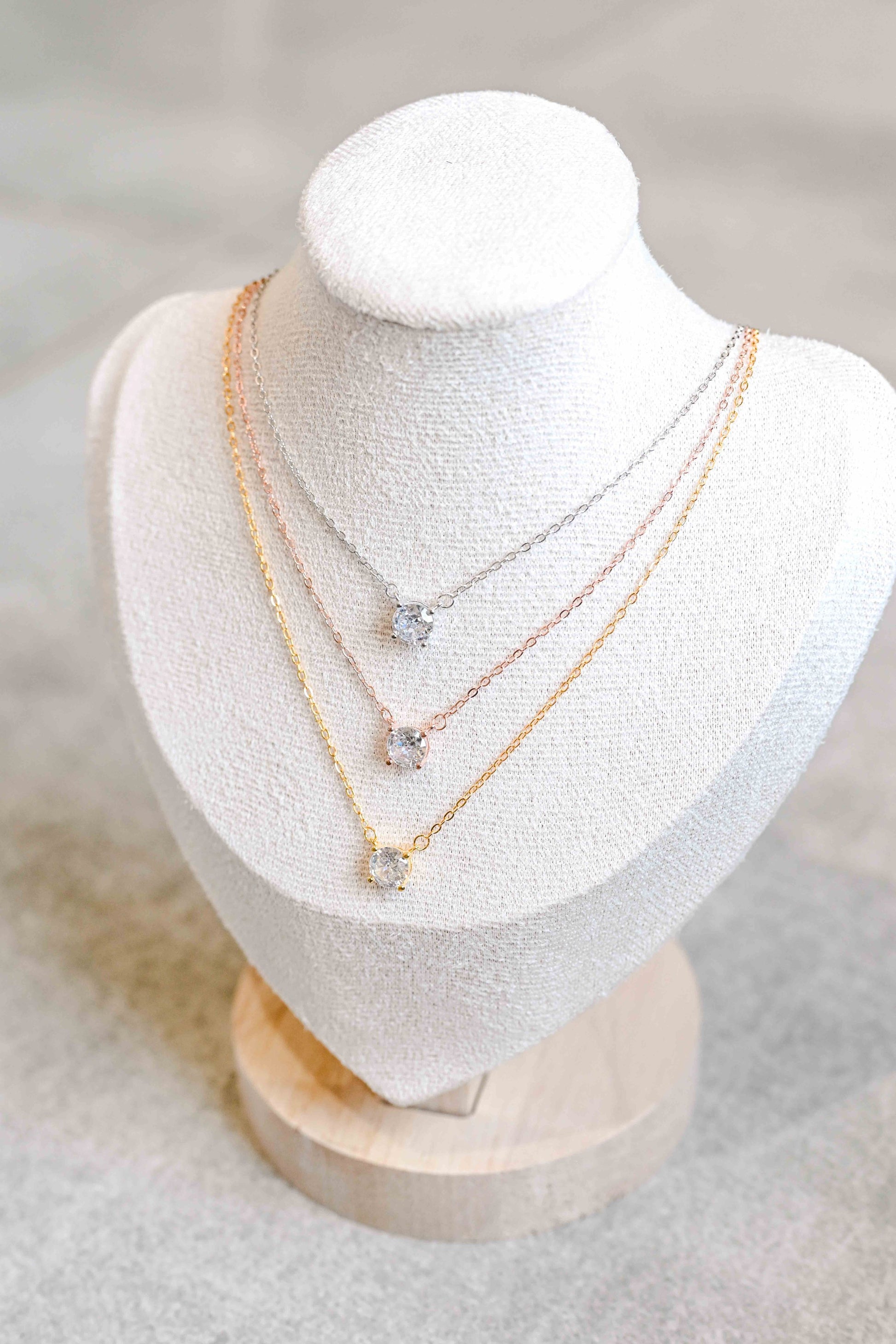 S925 sterling silver, gold plated cubic zirconia pendant wedding necklace.