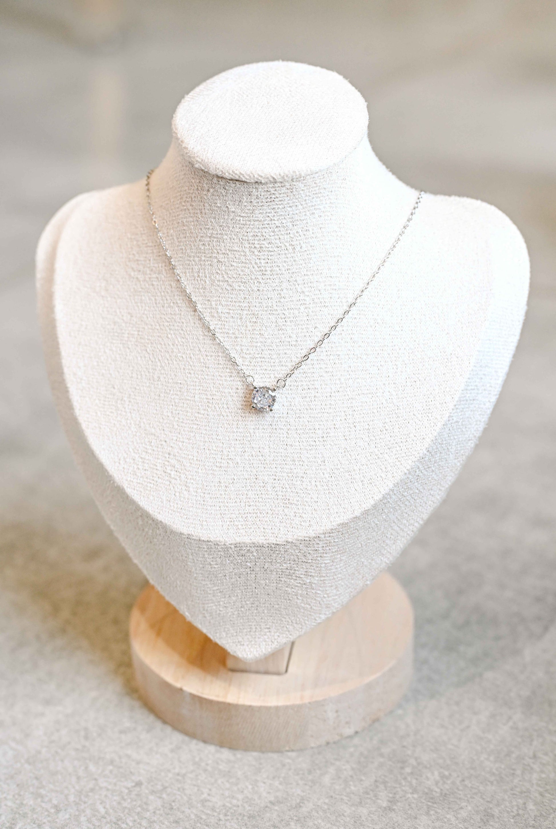 S925 sterling silver, cubic zirconia pendant wedding necklace.