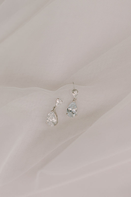 Dainty teardrop cubic zirconia bridal earring in silver