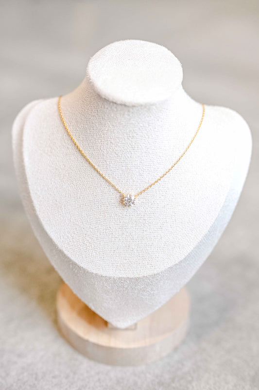 Gold necklace with Moissanite stone