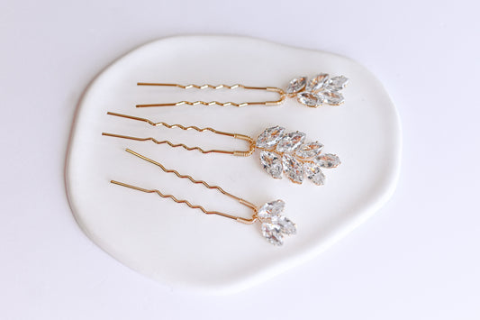 Set of Rose gold bridal hair pin accessories