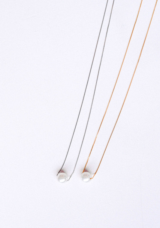 Silver and gold collier pearl necklace