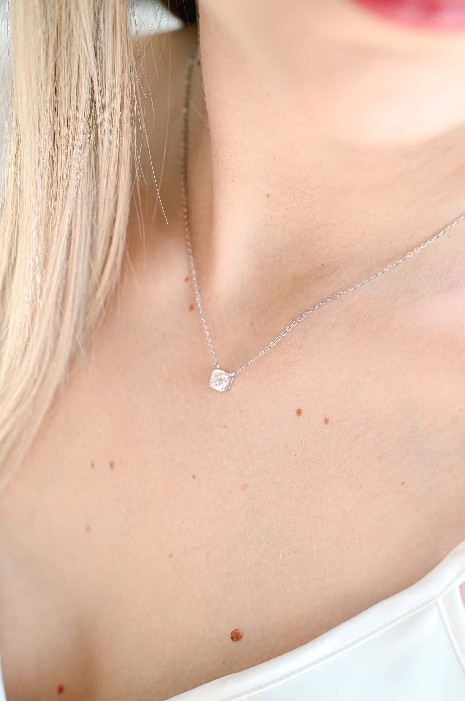 Bride wearing S925 Sterling Silver moissanite necklace.