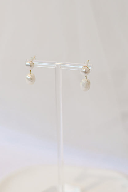 Pair of gold bridal earrings with two small faux pearls
