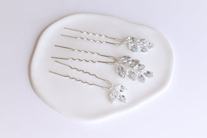 Set of silver bridal hair pin accessories