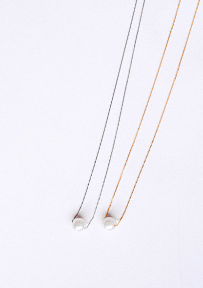Silver and gold collier pearl necklace