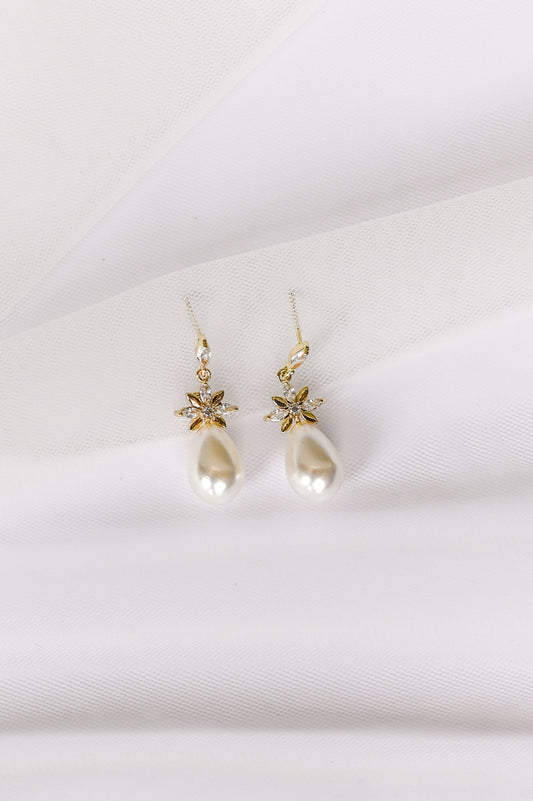 Gold bridal earrings with cubic zirconia and a faux pearl