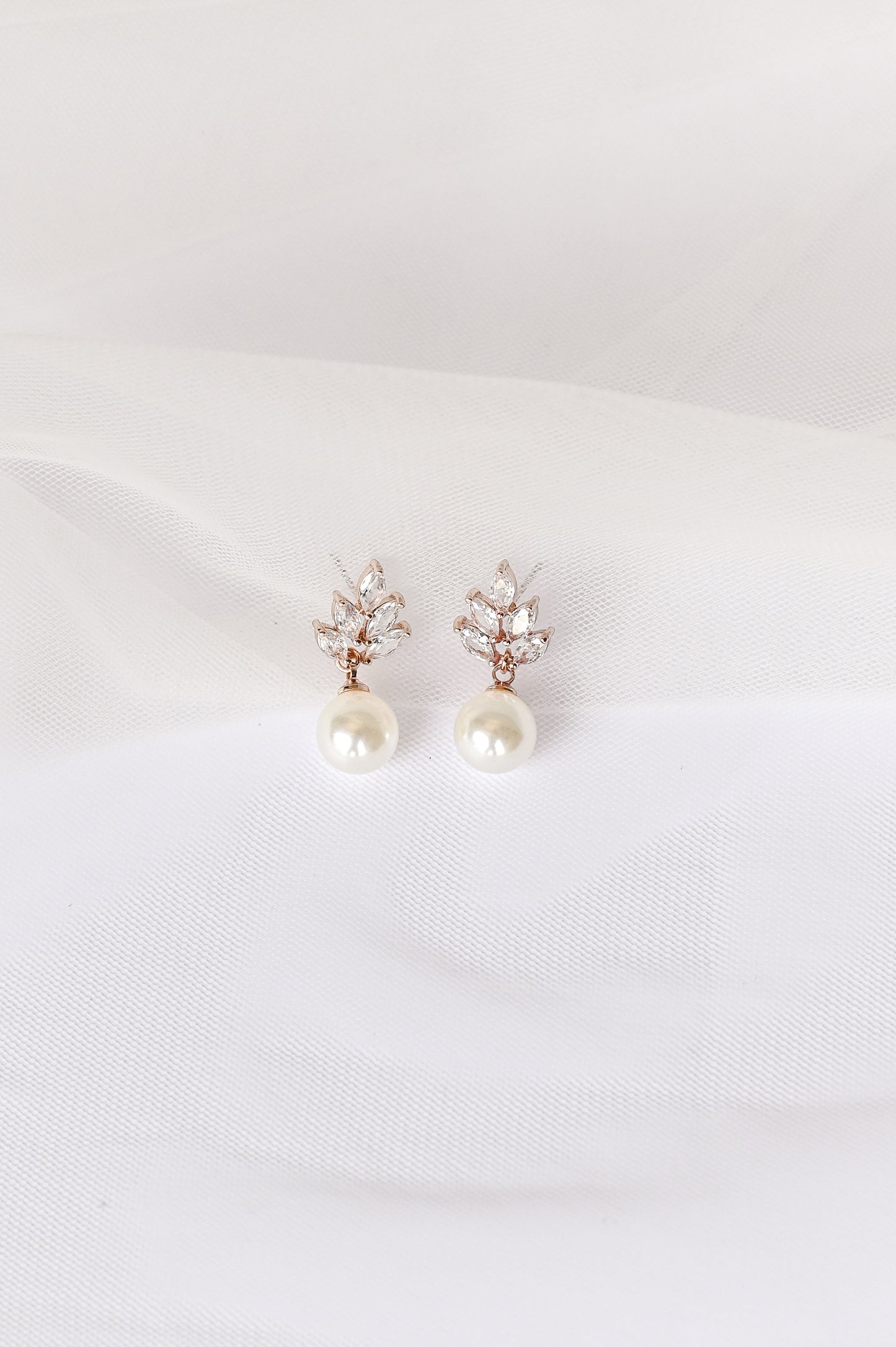 Rose gold cubic zirconia and faux pearl bridal drop earring