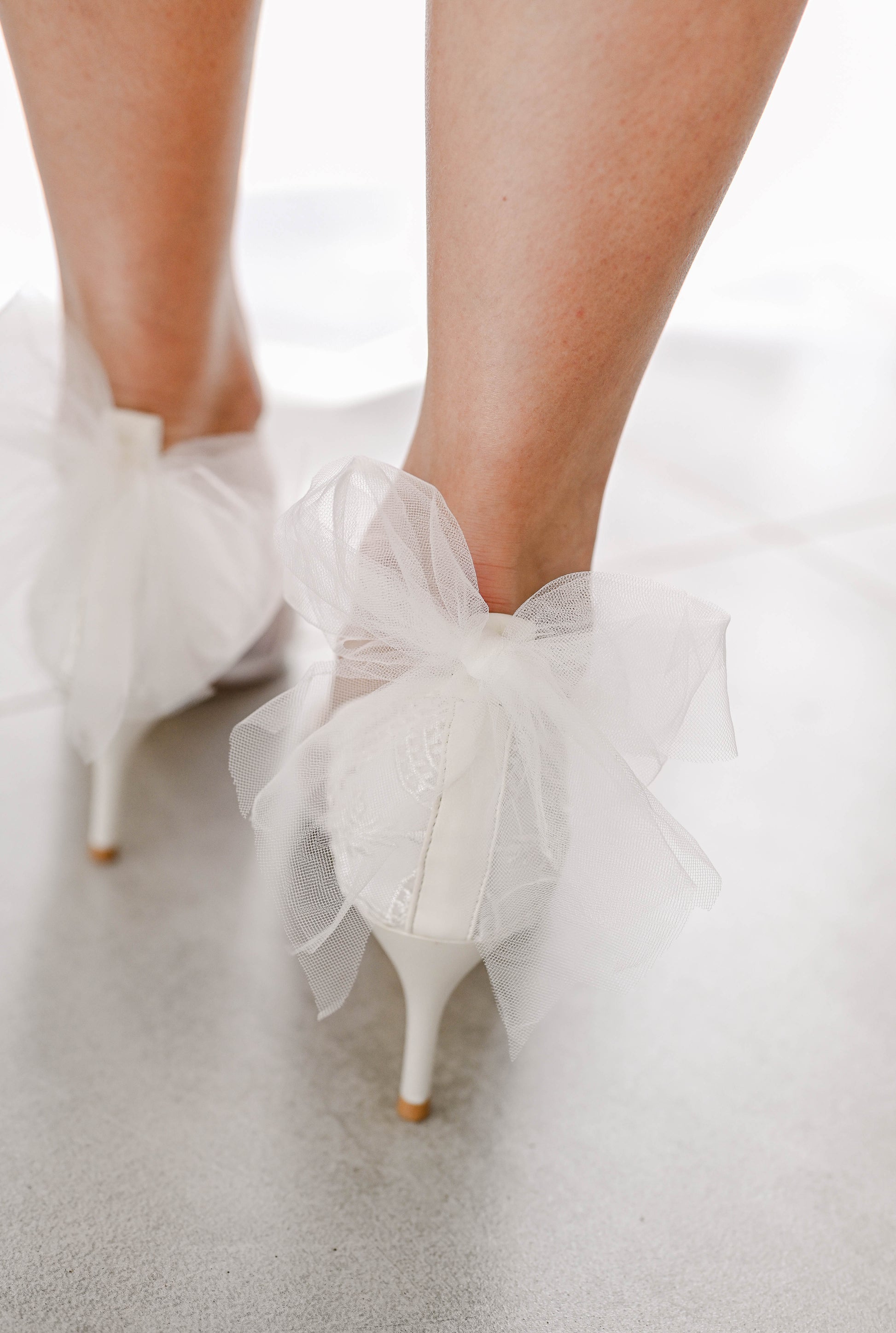 Tulle bow on bridal heel