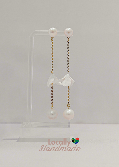Freshwater pearl and clay flower bridal earring