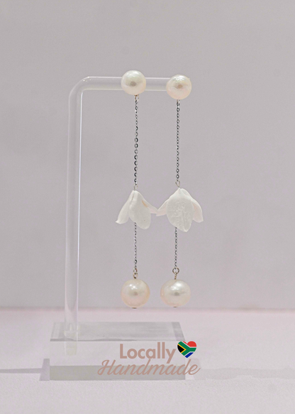 Freshwater pearl and clay flower bridal earring
