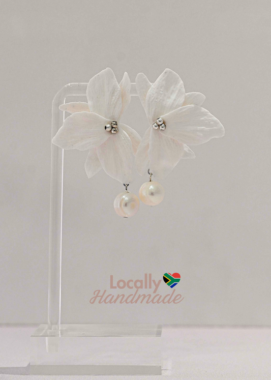 Clay flower bridal earring with S925 sterling silver and a freshwater pearl