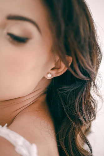 Pearl stud
